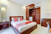 Collection O 3885 Kara Residence