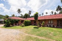 OYO 1143 Phet Luran Thai Resort Kohchang 