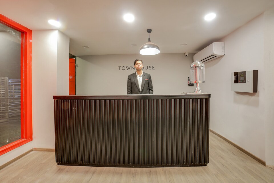 OYO Townhouse 285 Saltstayz Sector 39 Near Medanta Hospital, Medanta, Gurgaon