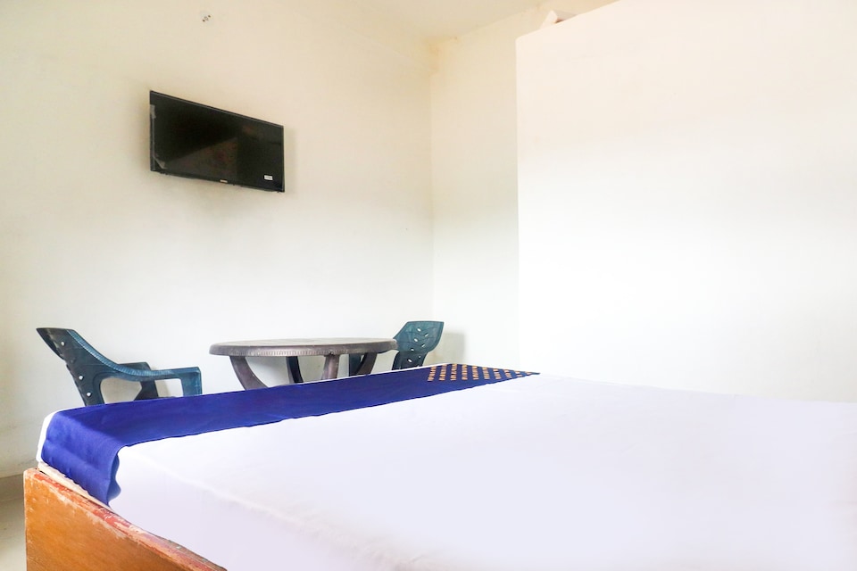 SPOT ON 74931 Hotel Highway , Jhansi, Jhansi