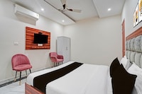 Collection O Zirakpur City Centre Formerly Rest Inn