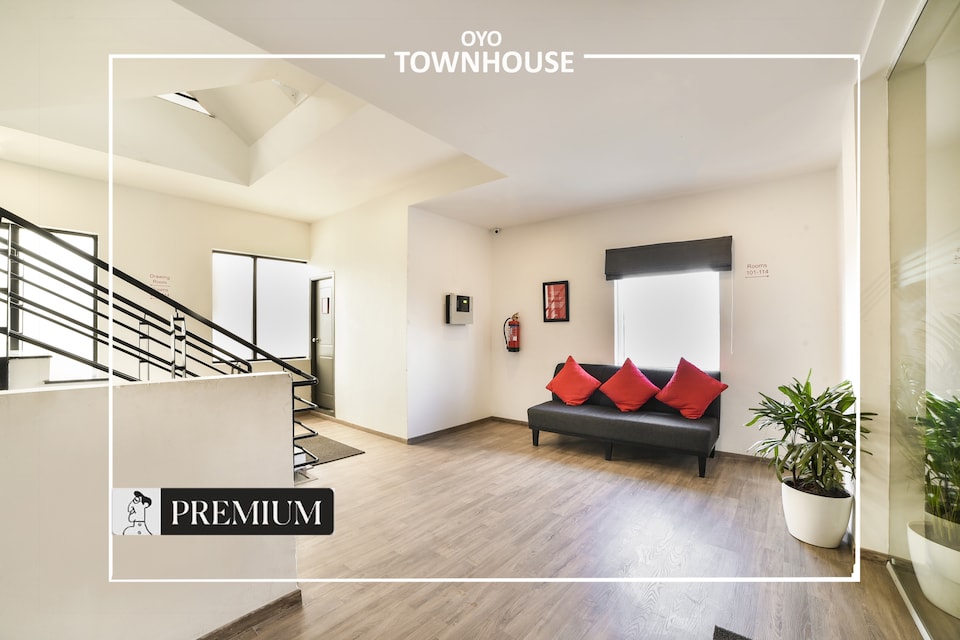 Townhouse Boutique Hotel Sarjapur Road, Sarajpur Road Bangalore, Bangalore