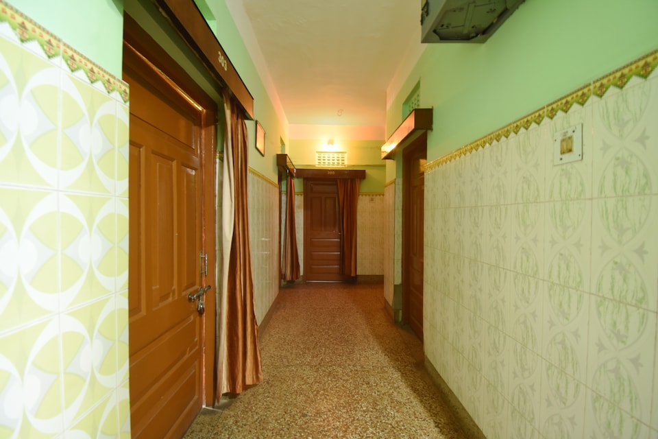 SPOT ON Hotel Vijaya, Cuttack, Cuttack