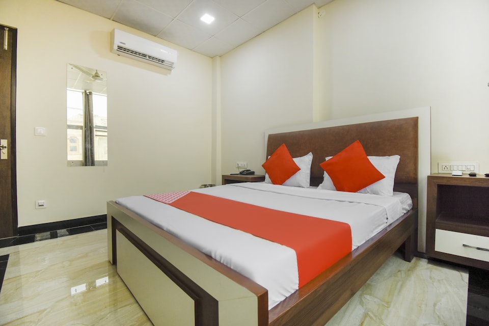 HOTEL O Grover International, Bibi Wala Road Bathinda, Bathinda