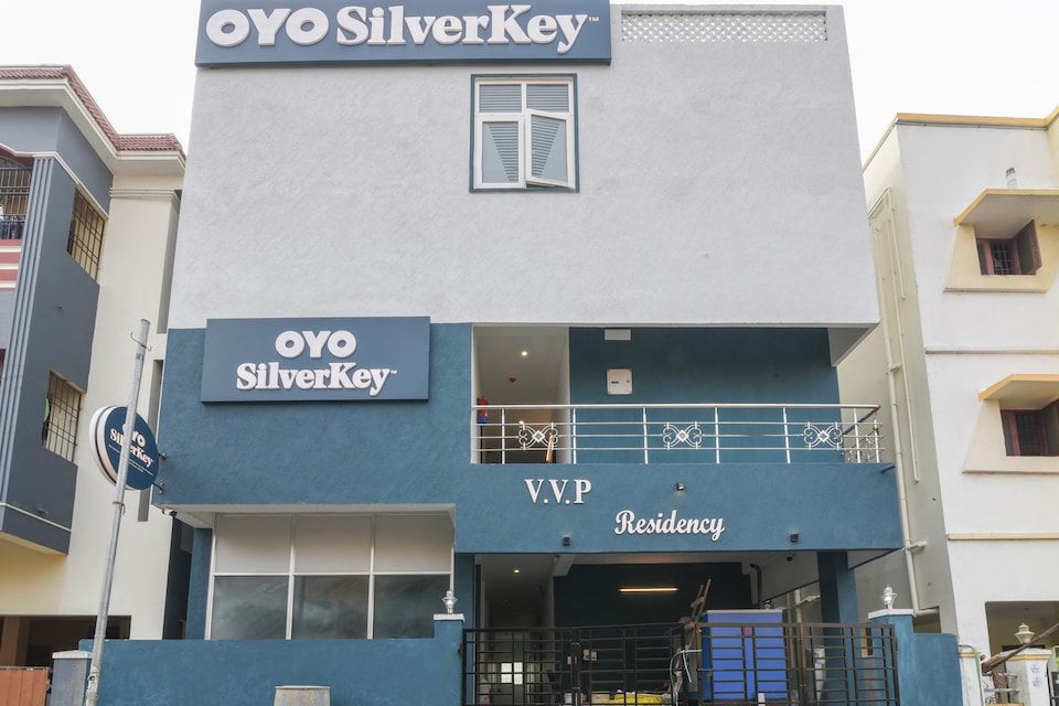 SilverKey Executive Stays Perumbakkam, Velachery, Chennai
