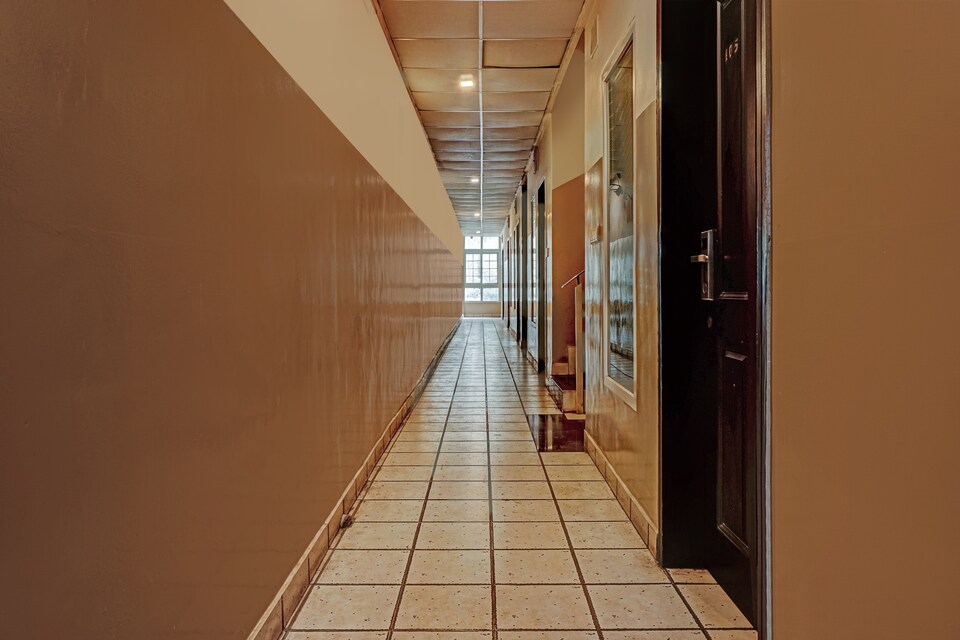 live on BLR572, MG Road Bangalore, Bangalore