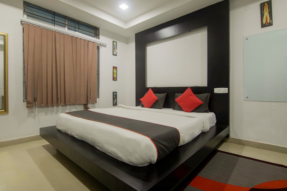 Hotel OThe Blu Bell, Platan Bazar Guwahati, गुवाहाटी