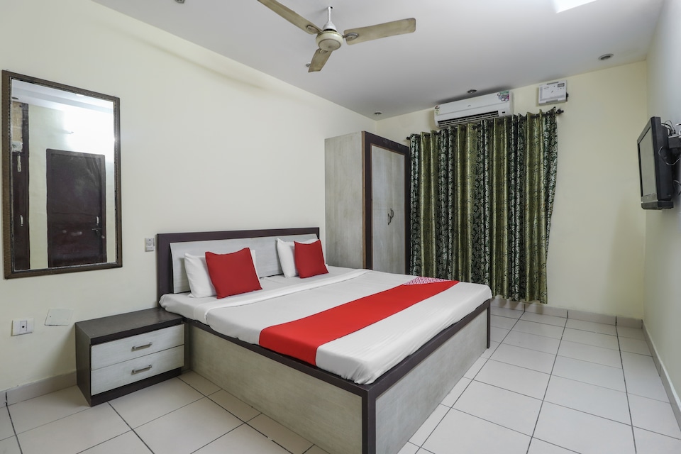 OYO 74979 Hotel Aditya And Kings 2, Panchkula, Panchkula