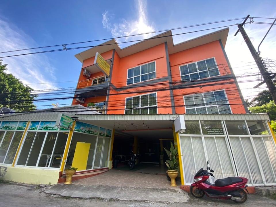 OYO 1150 Sawasdee Orange Phuket Guest House, Rawai P0, Phuket