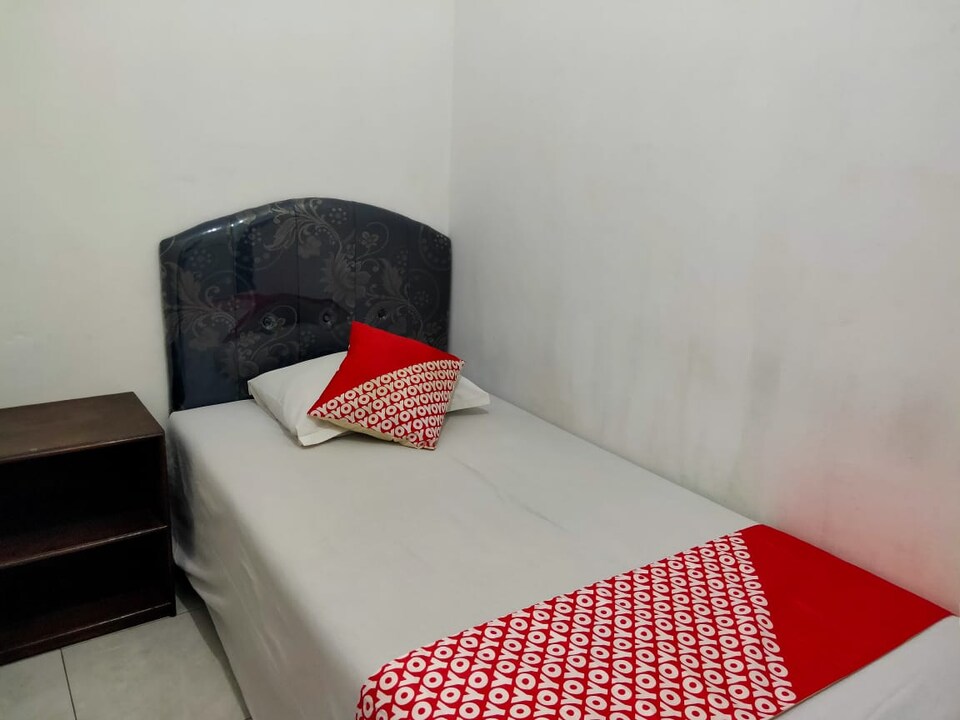 OYO 3919 Karmila Syariah Guest House, Balikpapan Kota, Balikpapan