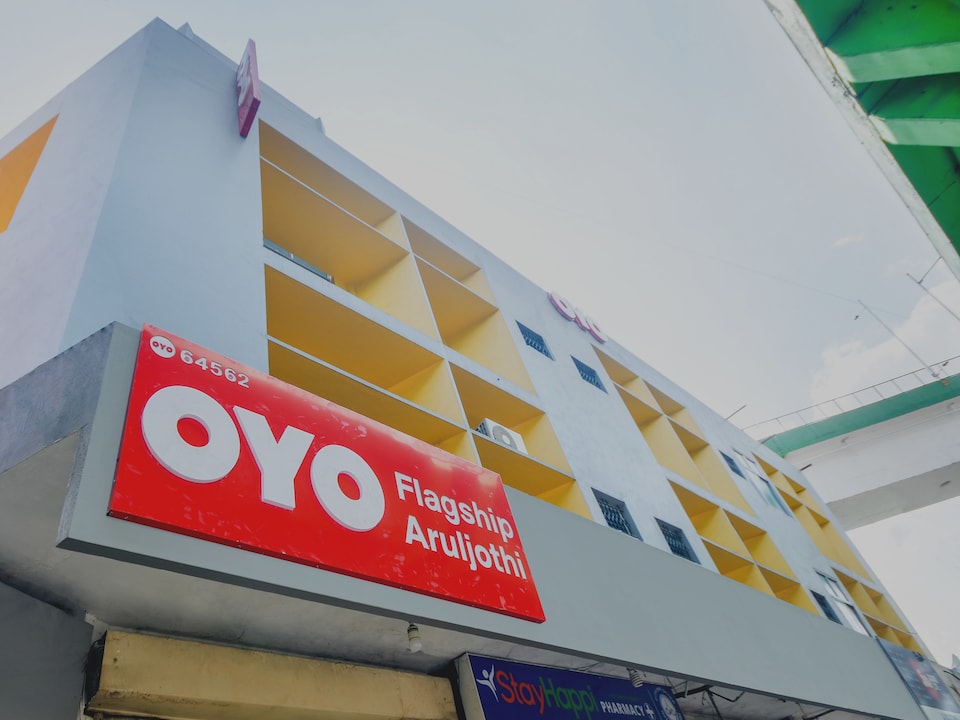 Hotel O Aruljothi Gandhipuram Bus Terminus, Gandhipuram Coimbatore, Coimbatore