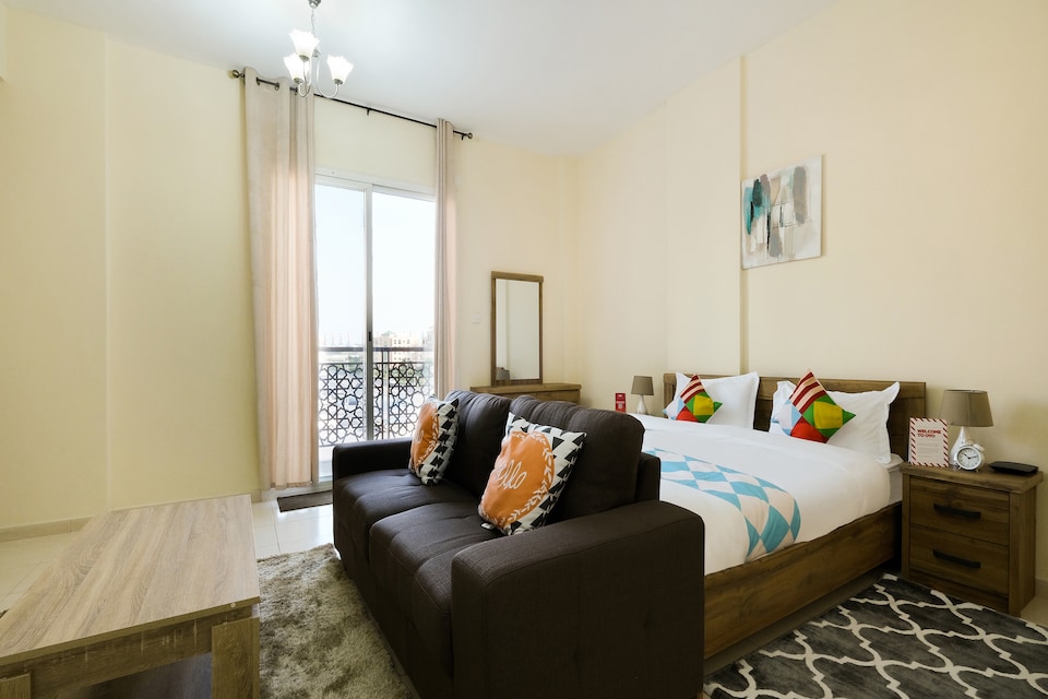 OYO 563 Home T10 spain cluster -5 studio's, Internaltional City Dubai, Dubai