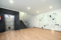 Hotel O Qotel Hotel chhatarpur