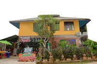 OYO 1155 Bikers House And Enduro Tours Chiang Mai