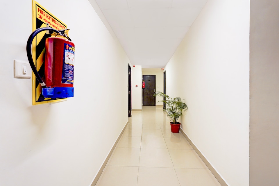 Townhouse Nanganallur Near Chennai Airport, Airport Chennai, Chennai
