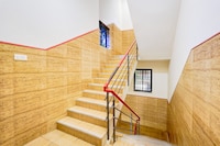 Super Townhouse Nanganallur Near Chennai Airport