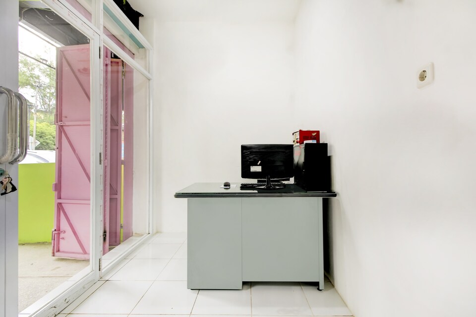 OYO 3929 8angau Mas, Palembang Kota, Palembang