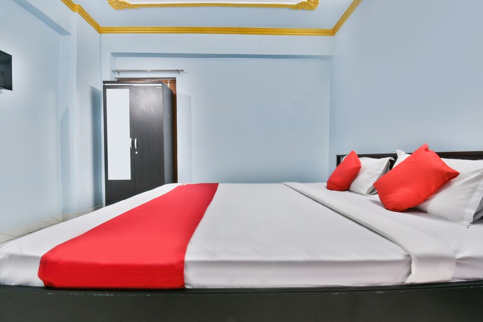 OYO 75035 Hotel Shivyaa Residency, Patliputra Colony, Patna