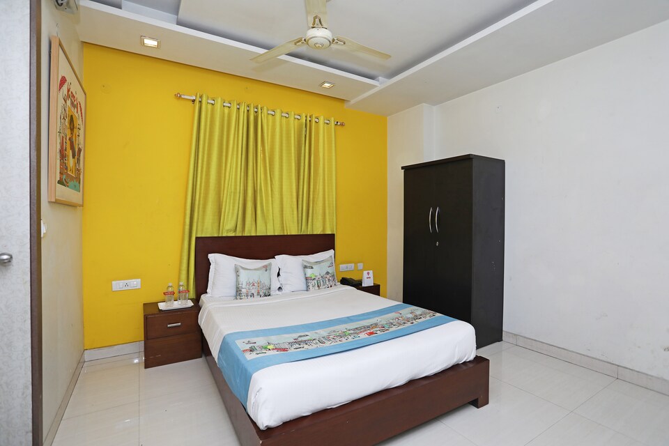 Flagship Kings Stay, Pitampura - Rohini Delhi, Delhi