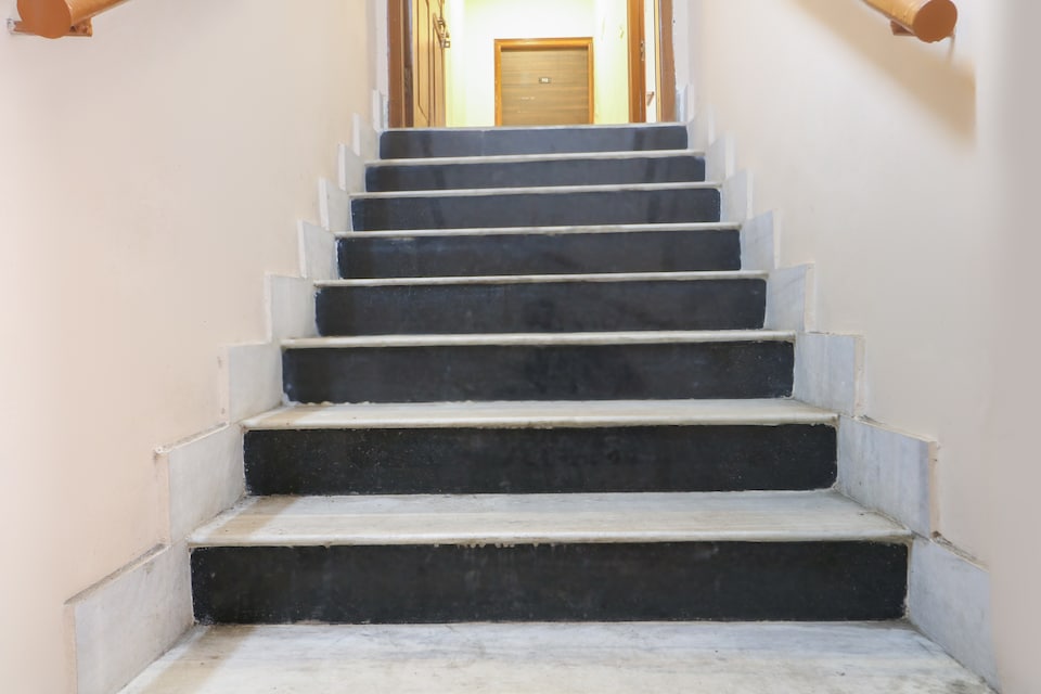 Hotel O Adri Hotels, VIP Road Kolkata, Kolkata