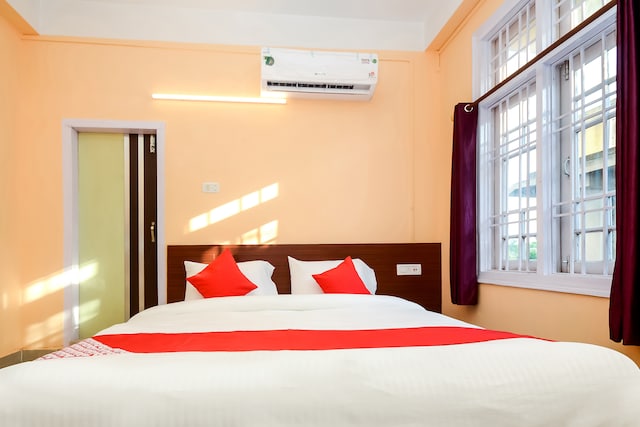 Hotel O Manmohan Enclave