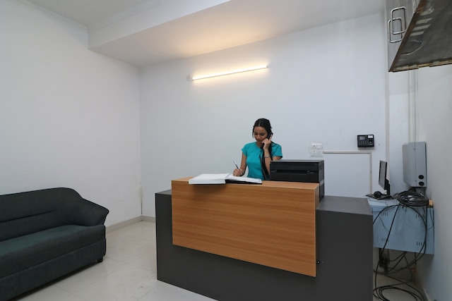 Super Hotel O Sathguru Residency Near New Ashok Nagar Metro Station