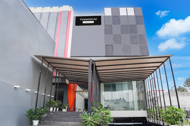 Super Townhouse Gomti Nagar Matiyari