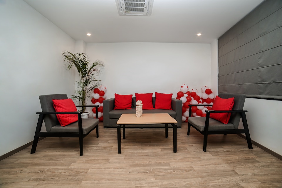 Hotel O Elite Stayz, Huda 2, Gurgaon