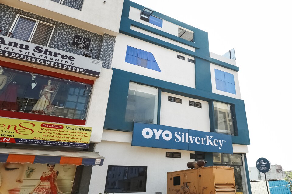 SilverKey Executive Stays 42720 Hotel G Pride, Vijay Nagar Indore, Indore