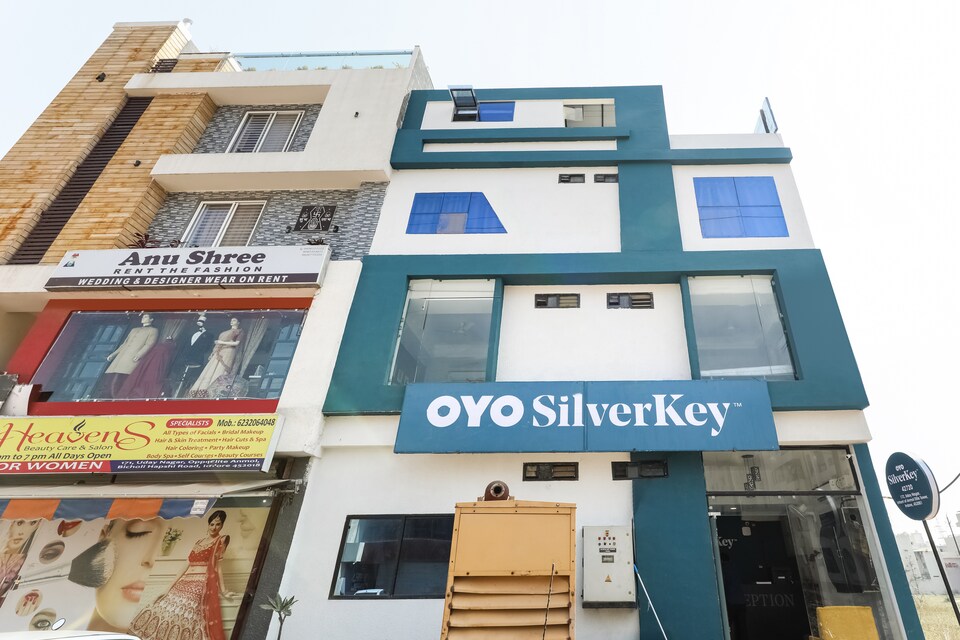 SilverKey Executive Stays 42720 Hotel G Pride, Vijay Nagar Indore, Indore