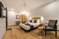 Super Townhouse 158 Near Netaji Subhash Marg Near Appu Ghar