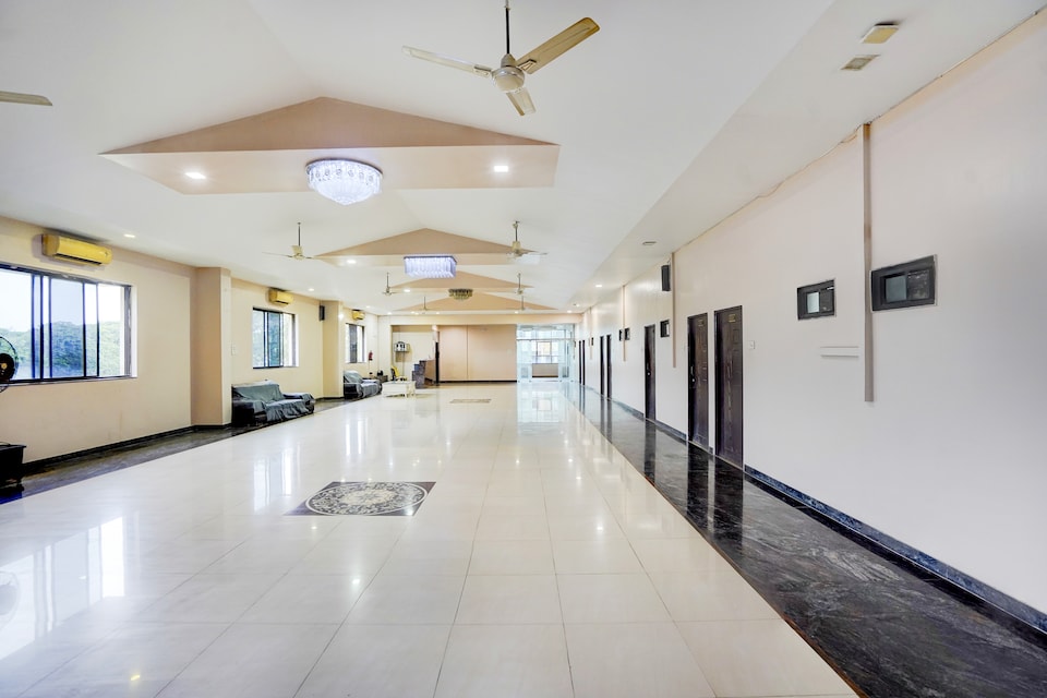 Super Hotel O Rani Durgawati Crossway Formerly Orient Palace, Sitabuldi Nagpur, Nagpur