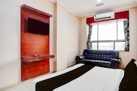 Hotel O Rani Durgawati Crossway Formerly Orient Palace