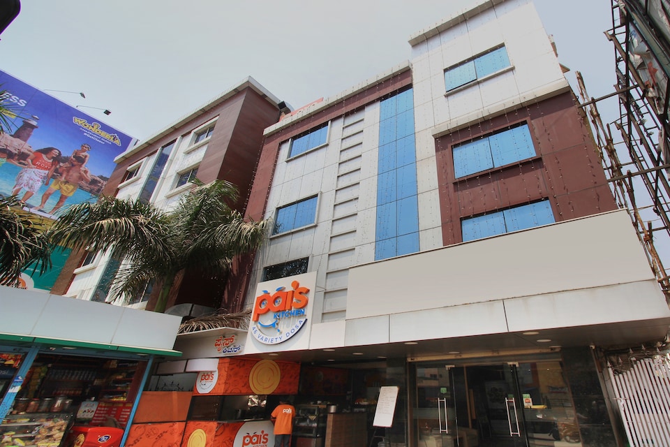 OYO 958 Hotel Greenwood Inn, BTM Madiwala Bangalore, Bangalore