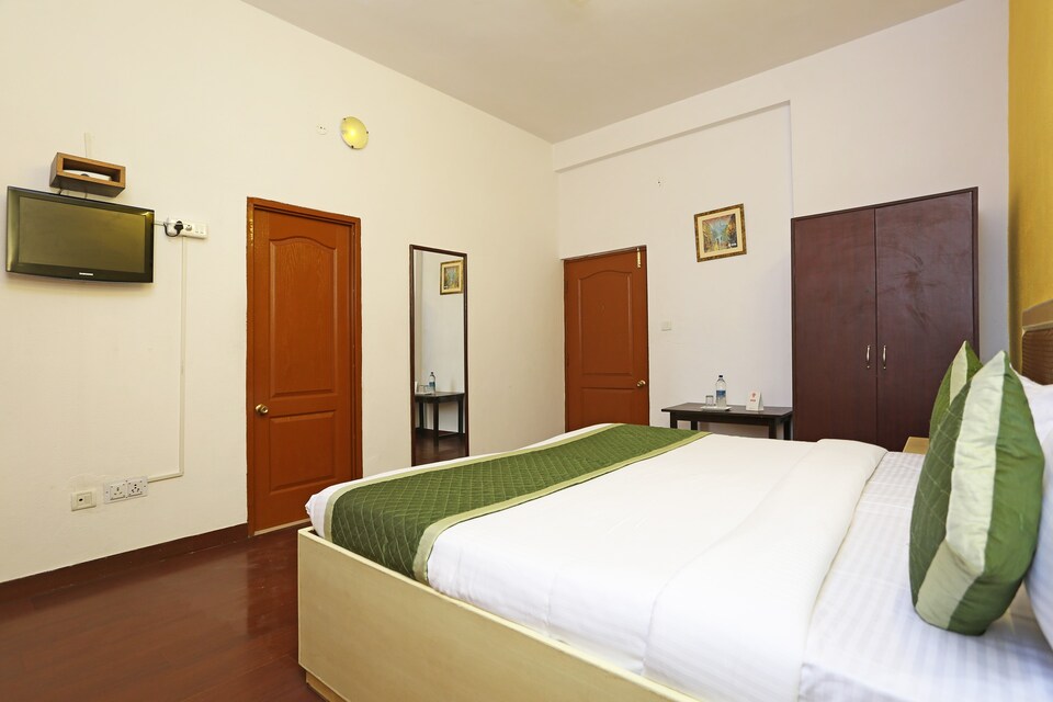 OYO 6327 Hotel Hill View, Jaipur Airport, Jaipur