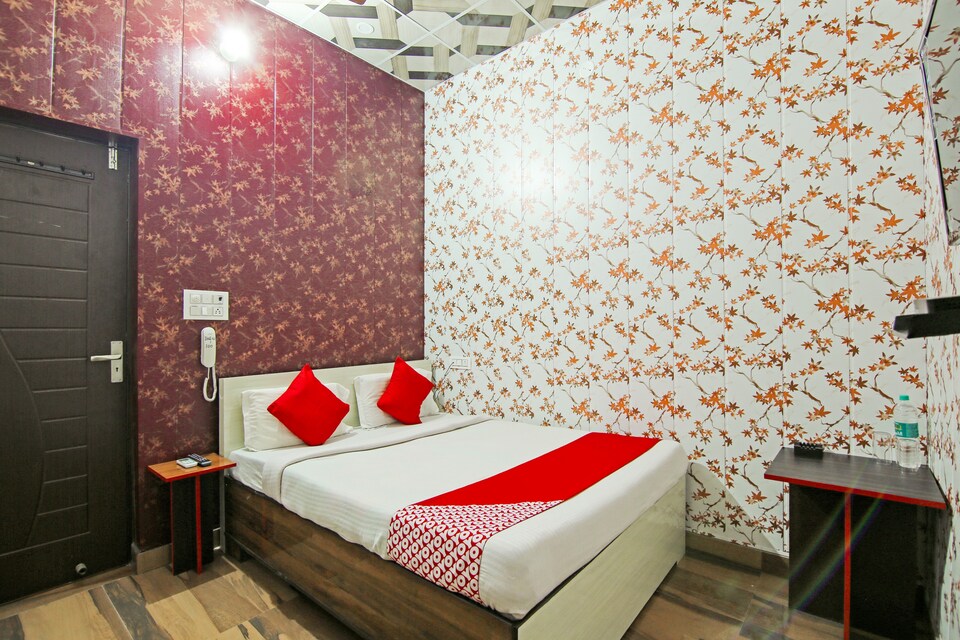 OYO 75164 Hotel V3 Star, Rohtak, Rohtak