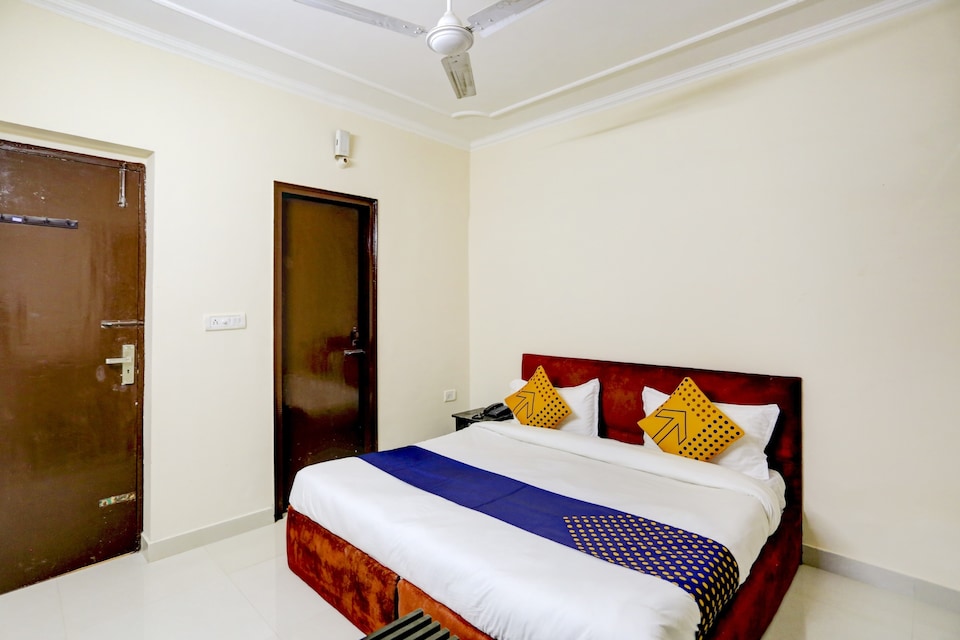 SPOT ON 75171 Kehar Bhawan, Saket Delhi, Delhi