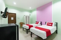 OYO 1163 Eden Hostel