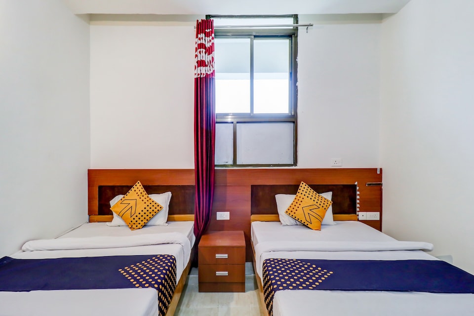 SPOT ON 75176 SR HOTEL ASAPUR  SARNATH VARANASI, Sarnath Varanasi, Varanasi