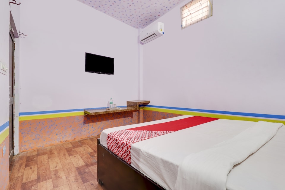 OYO 75186 Hotel Legend, Meerut, Meerut