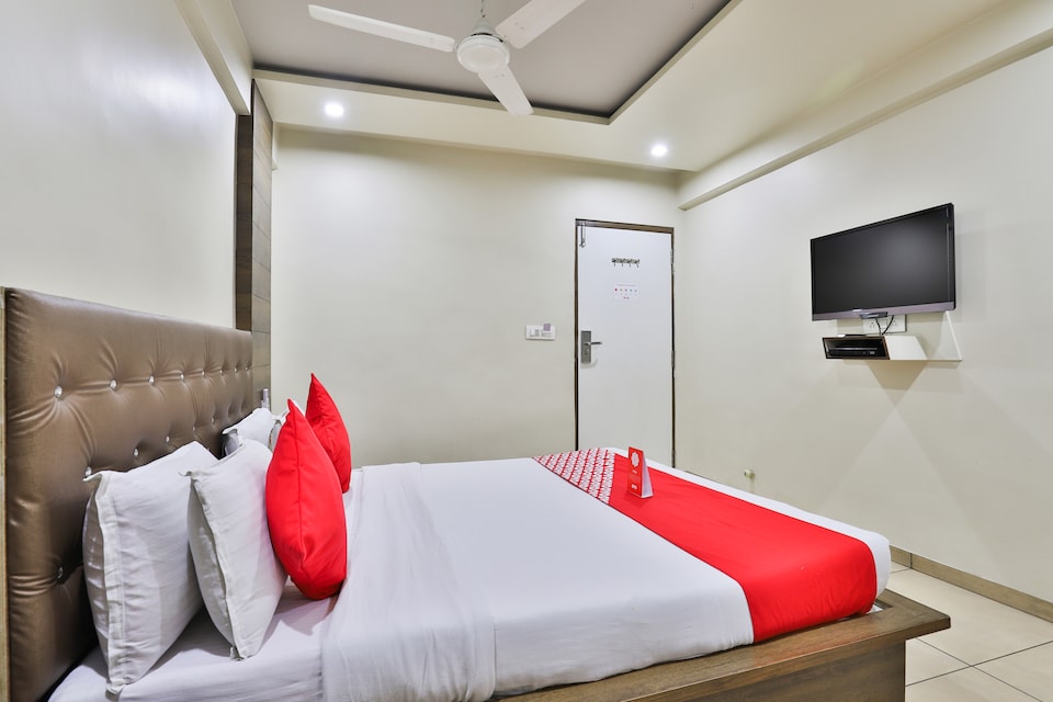 OYO 959 Hotel Manila, Ahmedabad Railway Station, Ahmedabad