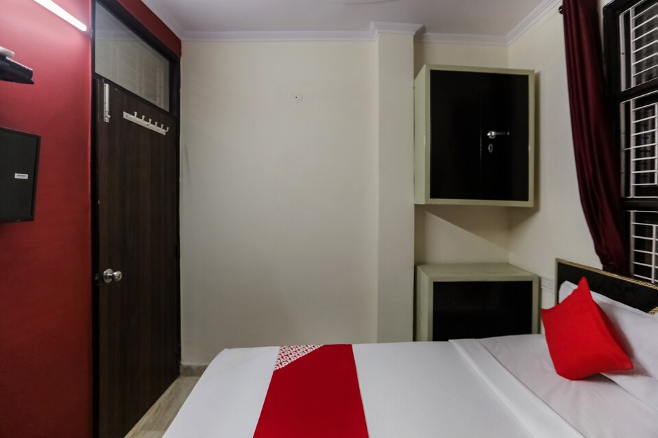 OYO Hotel Sunshine Near Akshardham, Anand Vihar Delhi, Delhi