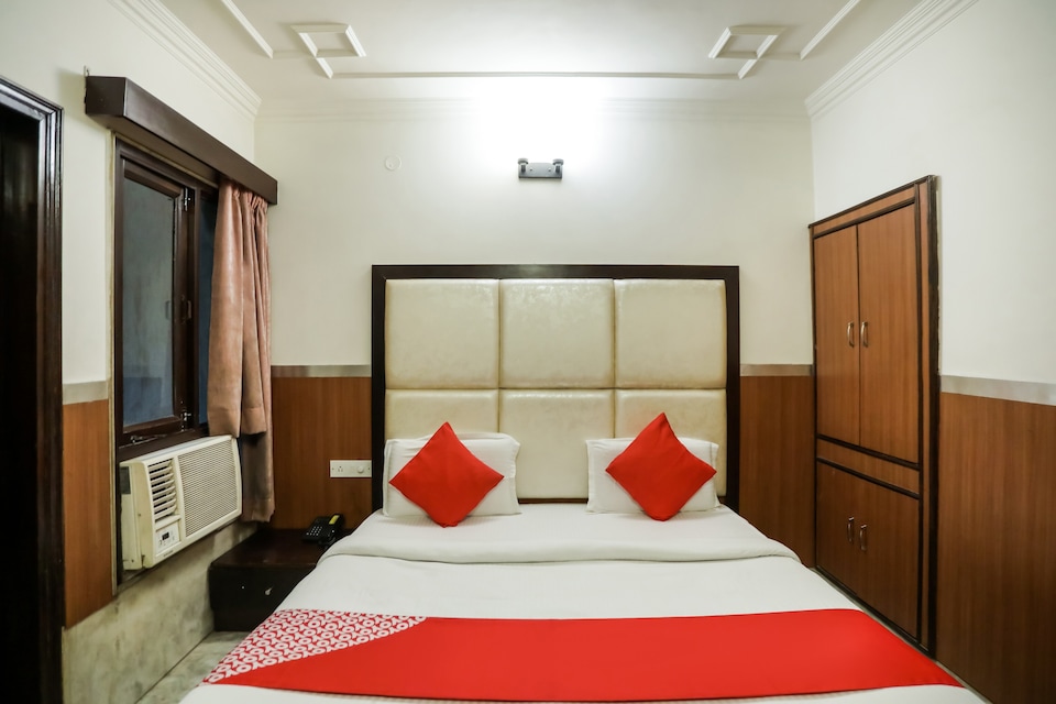 OYO 75214 Cadila Inn, Airport Delhi, Delhi Transit