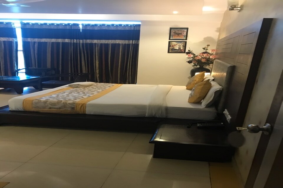 OYO 75216 Hotel Castella, Airport Delhi, Delhi Transit