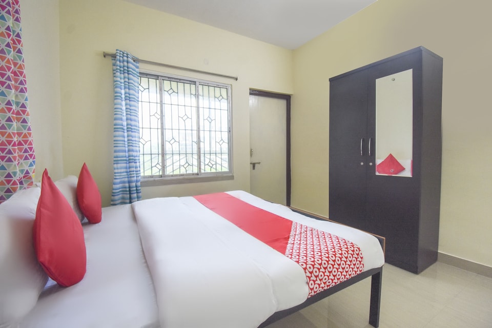 OYO 75220 Comfort Rooms, Rajarhat Kolkata, Kolkata
