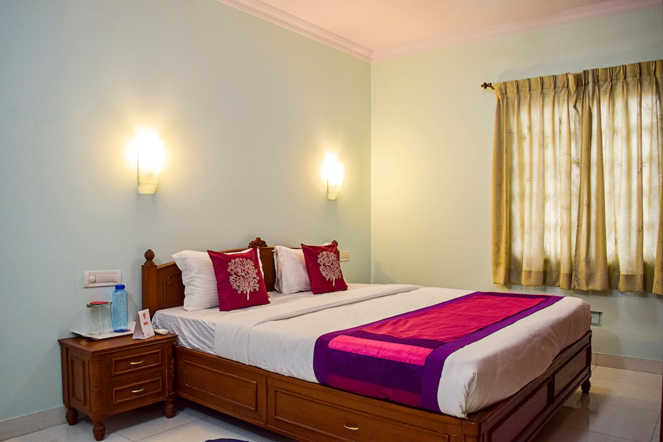 OYO 6333 EGL, Majestic Bangalore, Bangalore