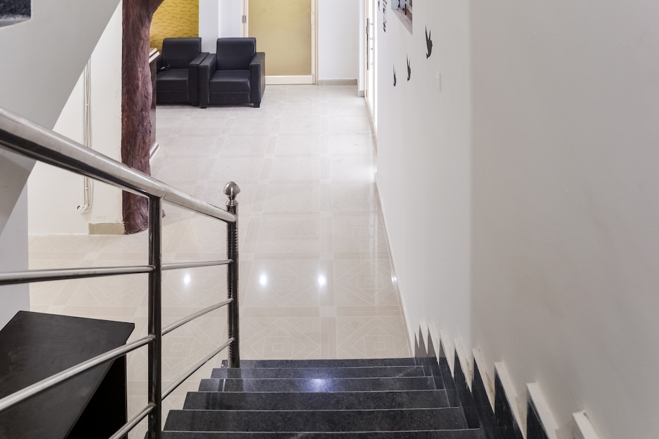 Hotel O VIV HOTEL, Chandrasekharpur, Bhubaneswar