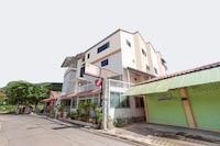 OYO 1165 Uma Apartment