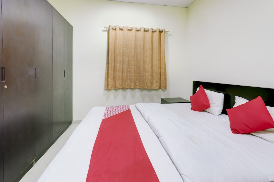 OYO 75245 Honest Resort, Railway station Bharuch, Bharuch