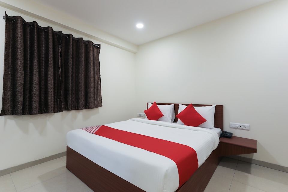 Hotel O Grand Ocean, Vijay Nagar Indore, Indore